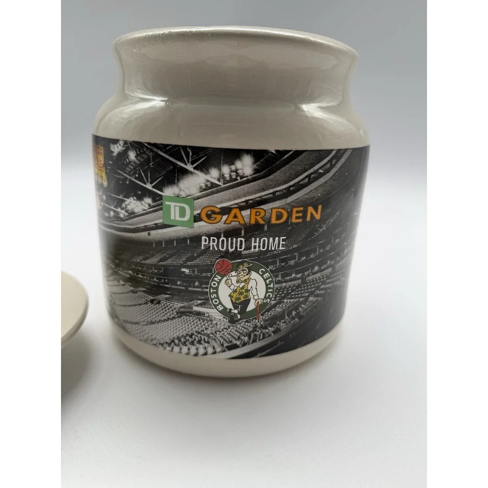 TD Bank Skybox Garden Boston Celtics Bruins Cookie Jar‎ Made USA
